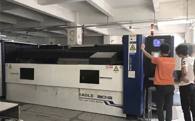 Najnowsze blogi firmy Poprawa zarządzania przepływem odwiedzających i pracowników w budynkach korporacyjnych za pośrednictwem bram dostępowych RFID