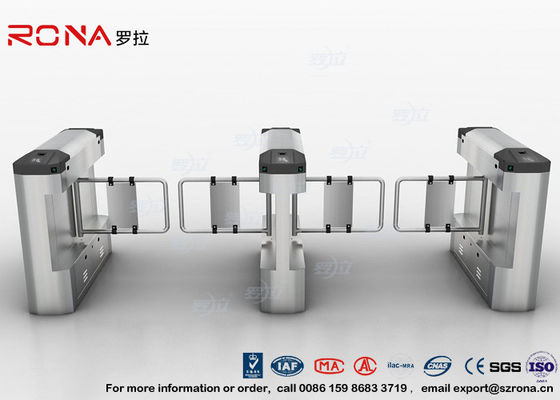 Brama szczotkowana z zamkiem dla pieszych Swing 550 mm Szerokość przejścia Materiał huśtawki stalowej